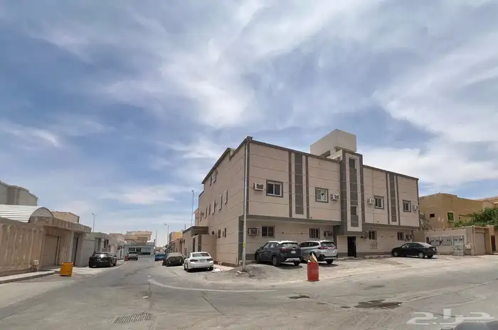 عمارة سكنية للبيع في بريده 0