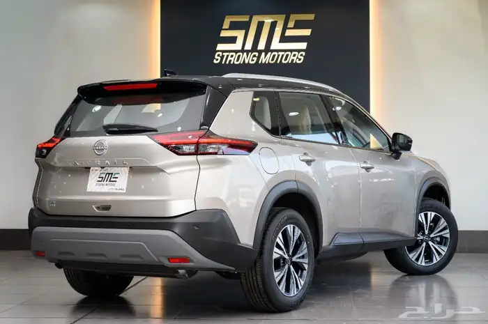 نيسان اكس تريل SV بلس دابل مقاعد جملي-سقف اسود موديل 2025 4