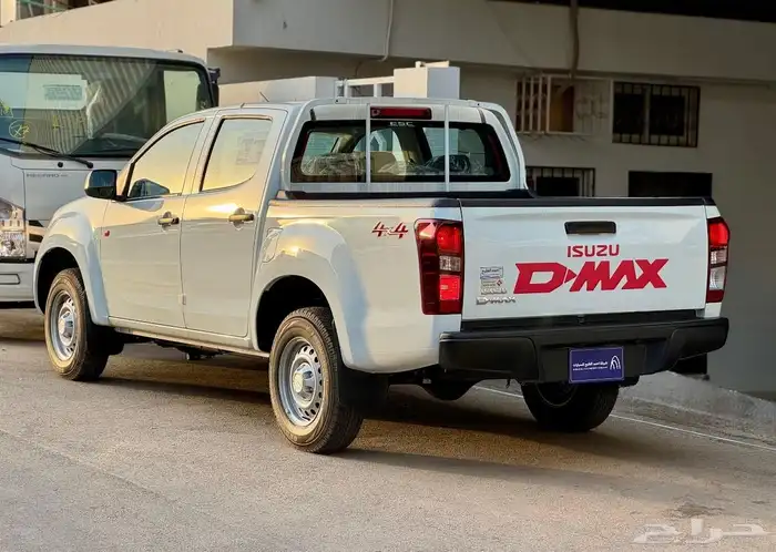 ايسوزو D-Max غمارتين استندر دبل وبدون دبل (عادي-كهرب) 2026 18