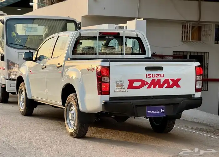 ايسوزو D-Max غمارتين استندر دبل وبدون دبل (عادي-كهرب) 2026 17