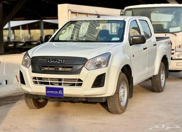 ايسوزو D-Max غمارتين استندر دبل وبدون دبل (عادي-كهرب) 2026 16