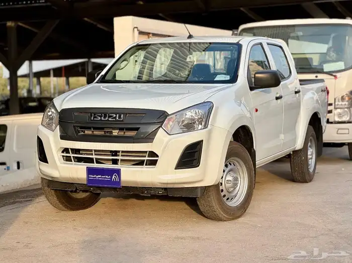 ايسوزو D-Max غمارتين استندر دبل وبدون دبل (عادي-كهرب) 2026 15