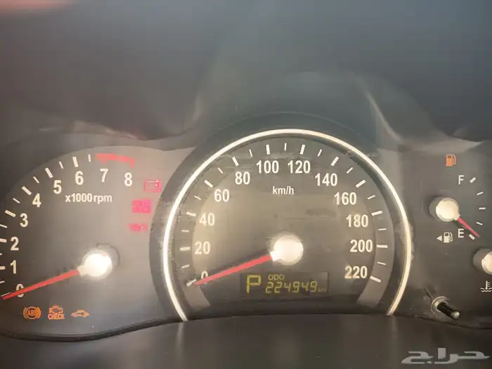 سياره كيا كرنفال Kia Carnival 2