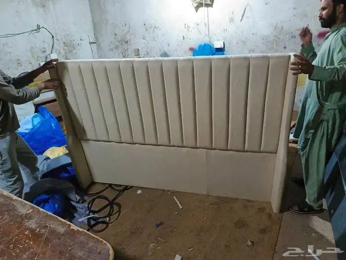 أس ر ة للبيع بحالة ممتازة 24