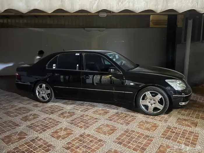 للبيع لكزاز موديل 2004 فال كامل الوان اسود فحص استمارة جديد 1