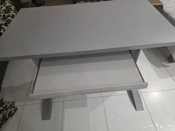 غاز وثلاجة وطاولة للبيع 5