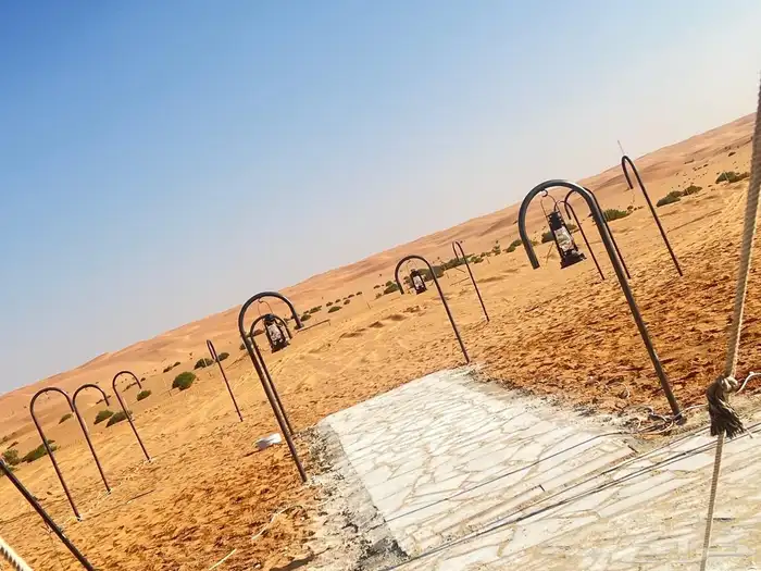 تجهيز مخيمات في مخطط الراجحي علا طريق الرين 12