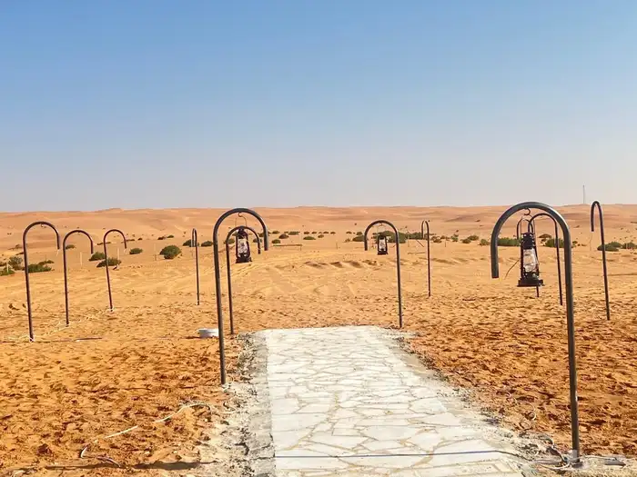 تجهيز مخيمات في مخطط الراجحي علا طريق الرين 14