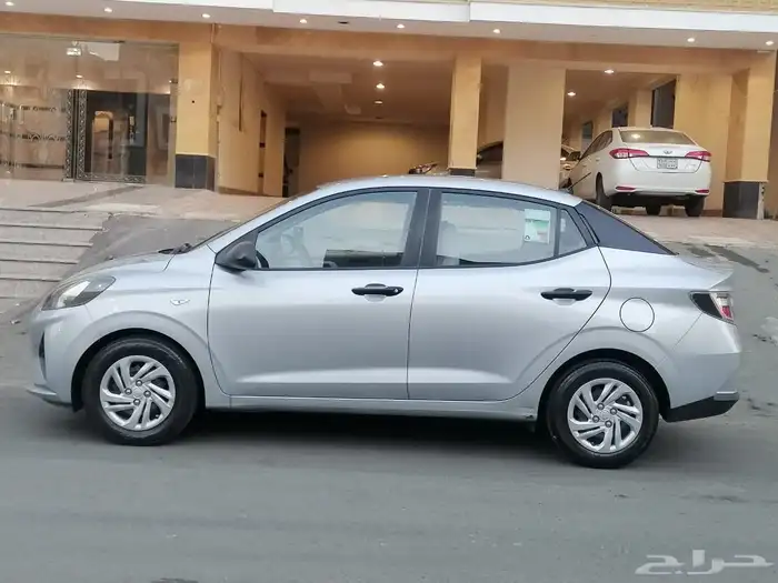 للبيع هونداي i10 الموديل 2023 بحالة ممتازة جدا 6