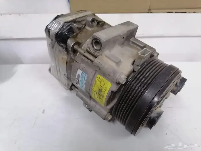 لنكولن تاون كار 1997 قطع غيار متنوعه 4