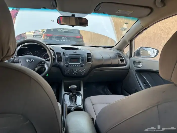 للبيع سيارة كيا سيراتو موديل 2017 مشيه 170الف 1