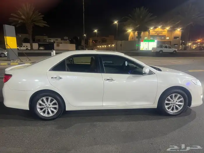 تويوتا كامري 2014 فل كامل فل كامل فتحه سقف 7