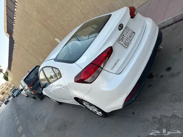 للبيع سيارة كيا سيراتو موديل 2017 مشيه 170الف 9