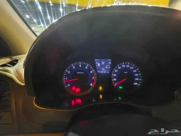 سياره اكسنت موديل 2014 نضيفه 7