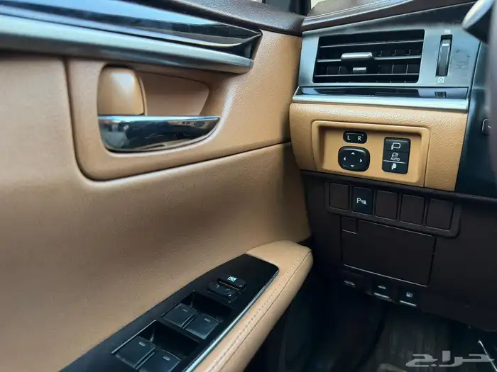 لكزس 2016 es250 سعودي 18