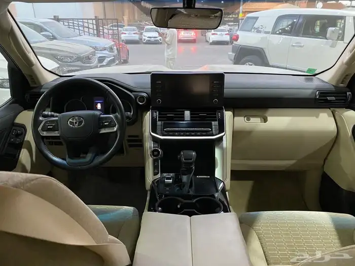 تويوتا لاندكروزر موديل 2023 رقم 3 5