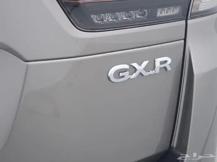 لاند كروزر GXR 6