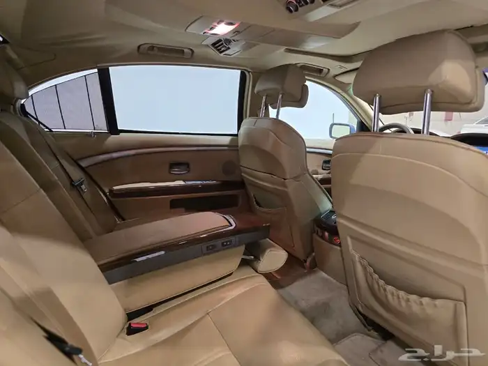 بي ام دبليو 740Li موديل 2006 بحالة ممتازة 9