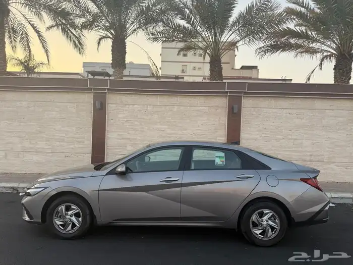 للبيع النترا موديل 2024 مكينه 1600 السعر 57000 الف 8