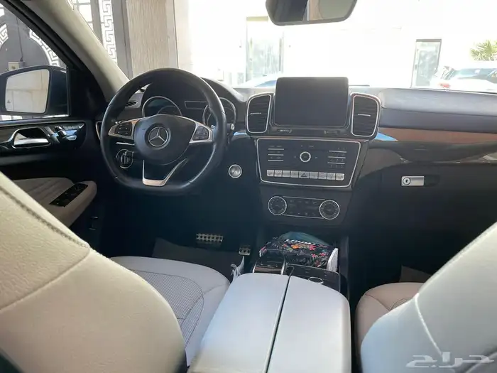 مرسيدس GLE43 coupe AMG نظيف جدا جفالي للبيع 3