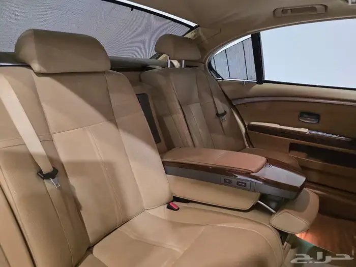 بي ام دبليو 740Li موديل 2006 بحالة ممتازة 10