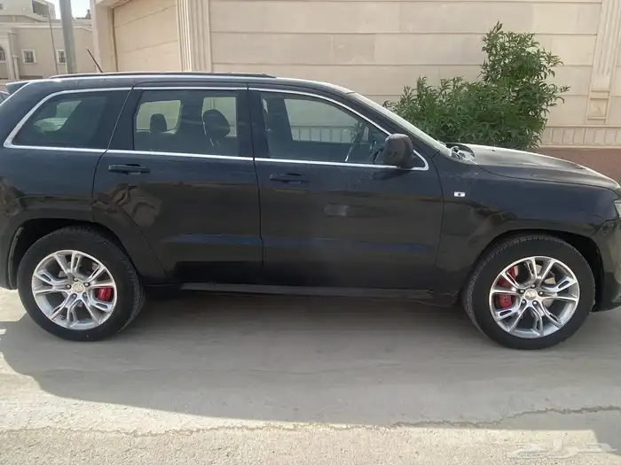 جيب srt للبيع 3