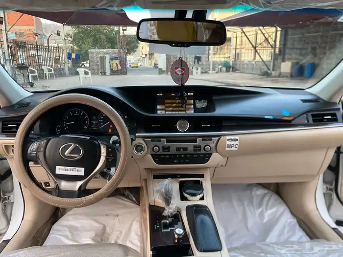 لكزس ES350 2013 15