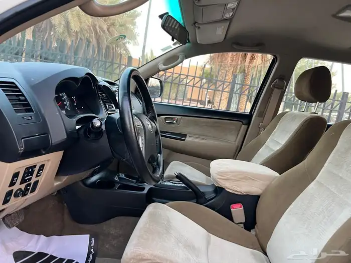 تويوتا - فورتشنر - 2015 - سعودي - 60 عام - فل كامل 12