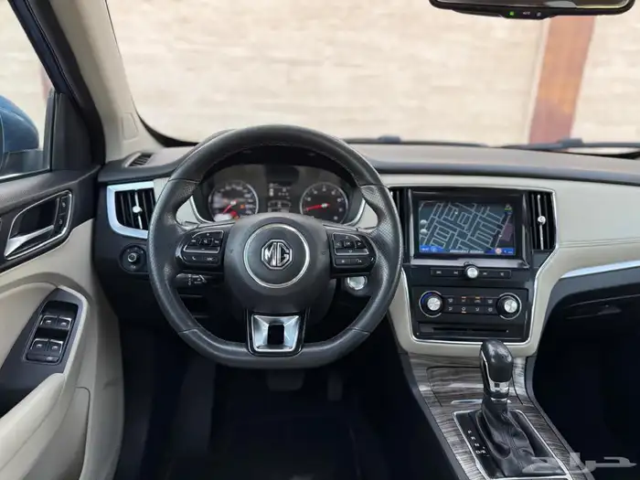 للبيع MG -RX5 موديل 2020 فل كامل 22