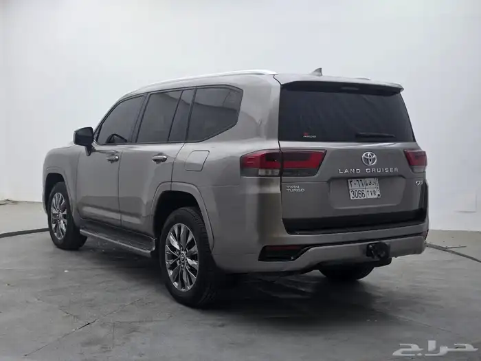 لاند كروزر GXR 0