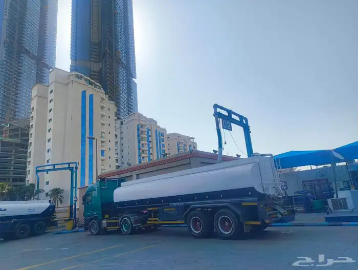 توريد مياه تحلية 30 طن صهريج كبير 1