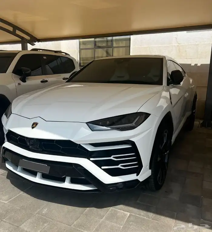 لامبرغيني اوروس 2019 خليجي موجودة بدبي 0