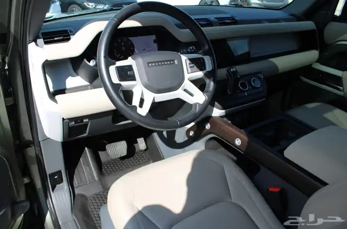 ديفندر 90 P300 2023 خاليه من الحوادث 6