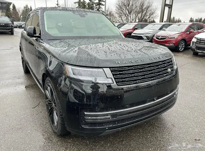 للبيع رانج روفر 2024 - Auto - 7 ركاب فل الفل ممشى قليل كندي 0