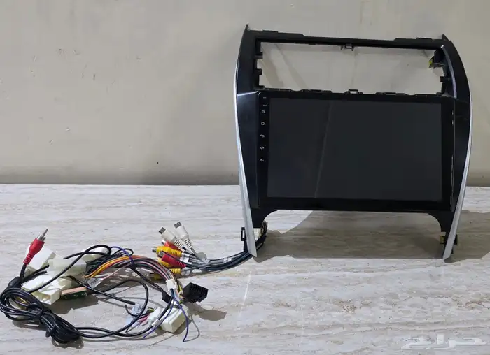 للبيع شاشة كامري تركب من موديل 2012__2017 2