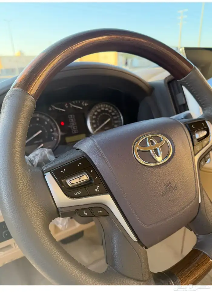 لاندكروزر 2016جي 9