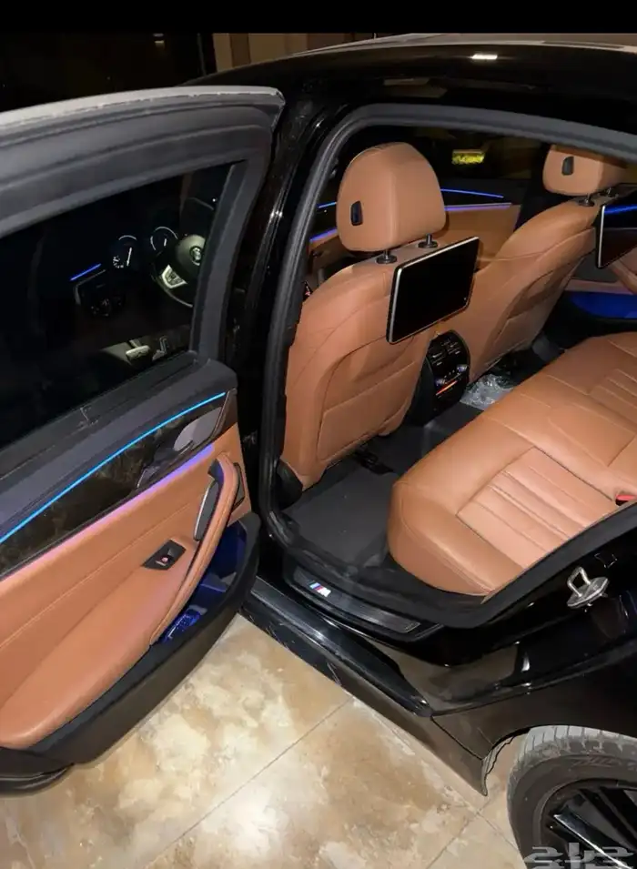 بي ام دبليو الفئة الخامسة 530i 2018 7