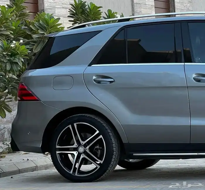 مرسيدس 2016 فئة GLE500 كت AMG فل كامل موتر شرط الفحص 8