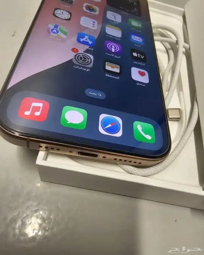 ايفون 16 برو ماكس 256 قيقا 5