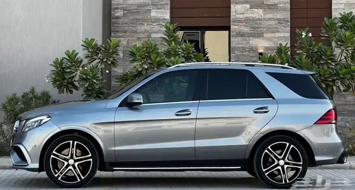 مرسيدس 2016 فئة GLE500 كت AMG فل كامل موتر شرط الفحص 10
