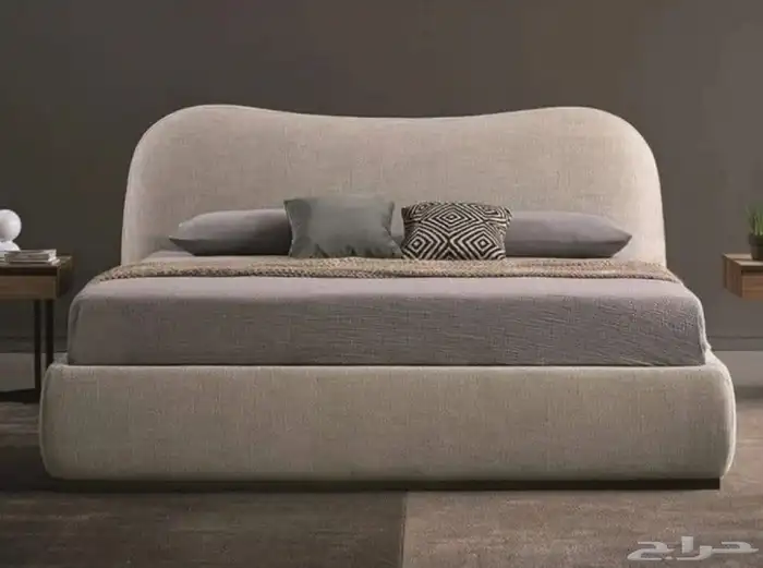 أس ر ة للبيع بحالة ممتازة 26