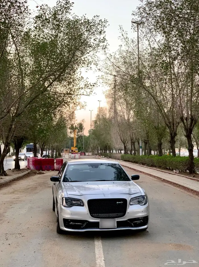 كرايسلر 2012 6.4 2