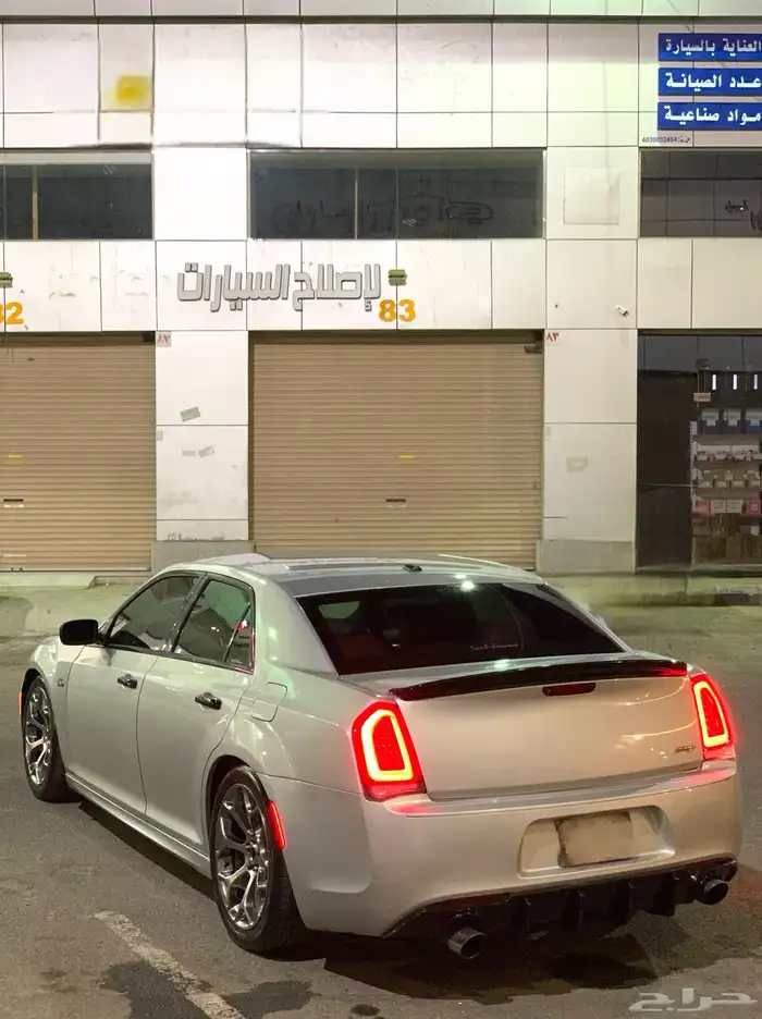 كرايسلر 2012 6.4 18