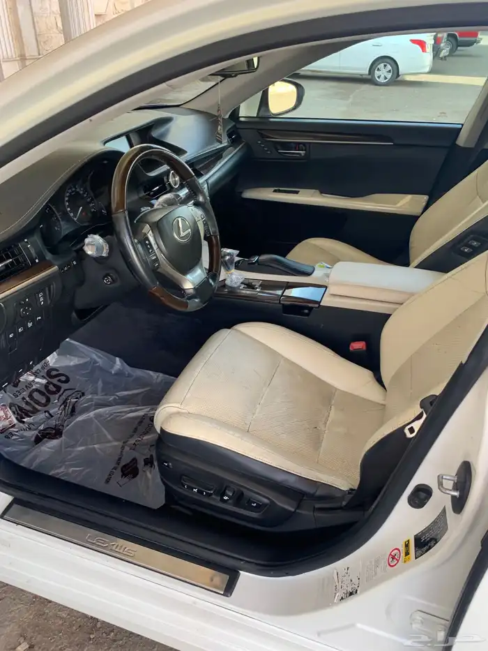 لكزس2013 ES فل كامل DD نظيف 4