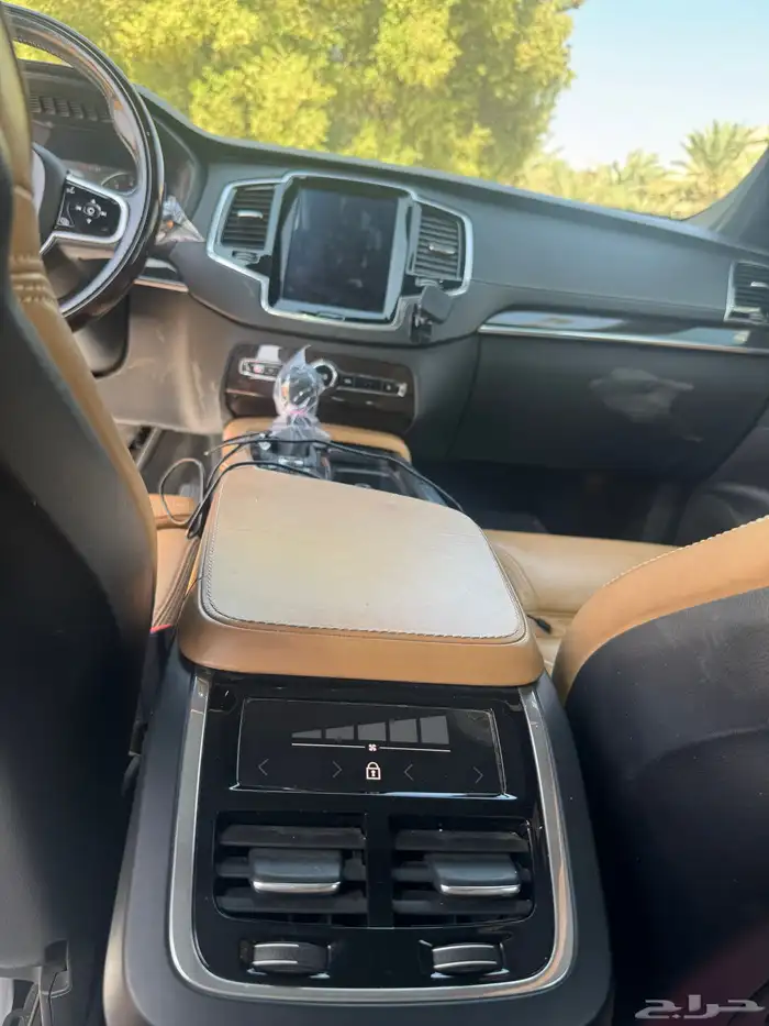 للبيع سيارة جيب فولفو 2019 5