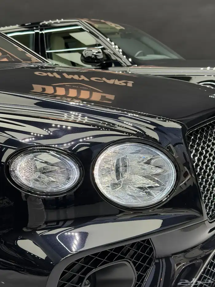 بنتلي بنتياقا 2021 عداد 54 الف بحالة الوكالة 3