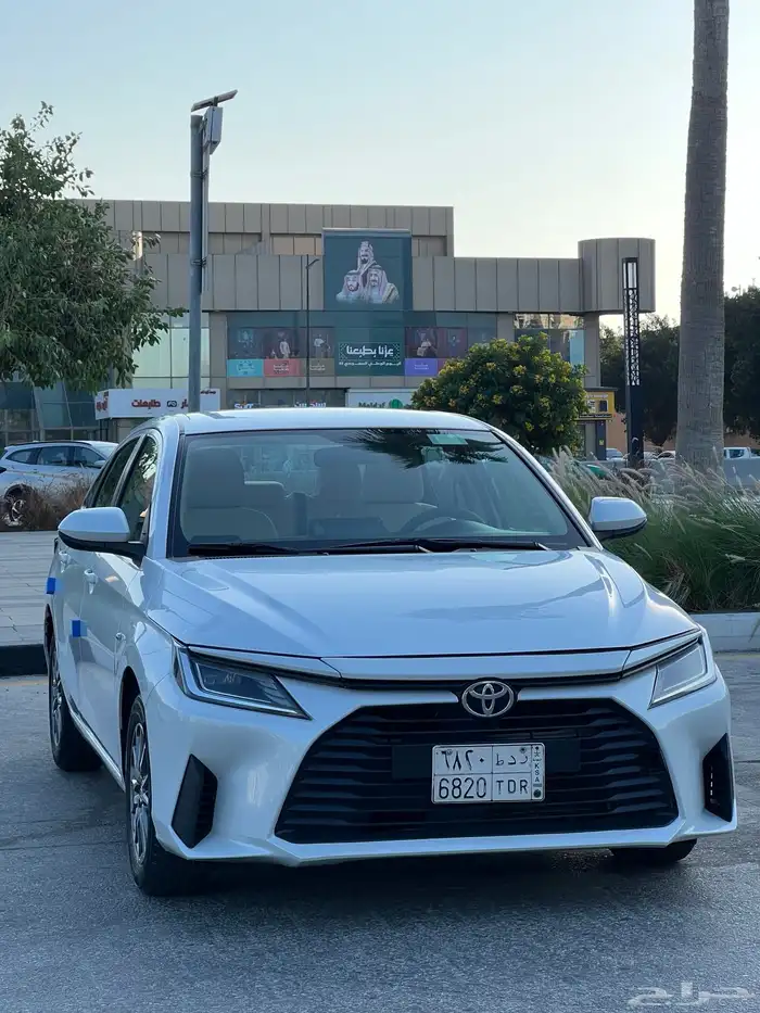 تويوتا يارس موديل 2023 نظيف 22