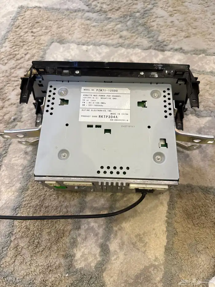 شاشة كورلا وكالة 2015 نص فل مع الديكور 0