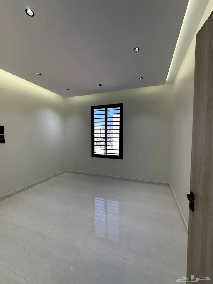 للبيع روف بتشطيب راقى جدا احد رفيده 9