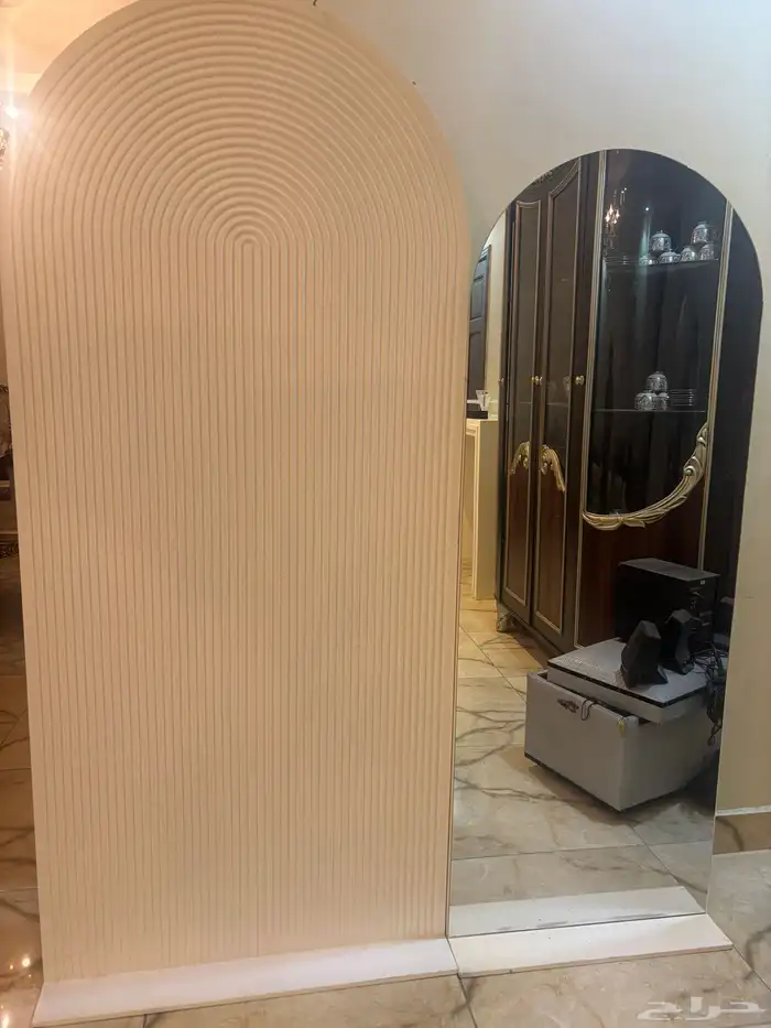 مرايا وخلفية مدخل 0